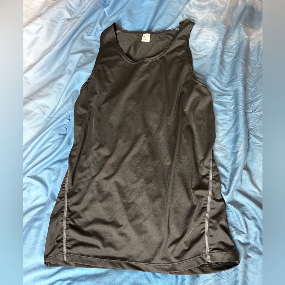 Black Sleeveless Athletic Tank Top (Men’s Medium)